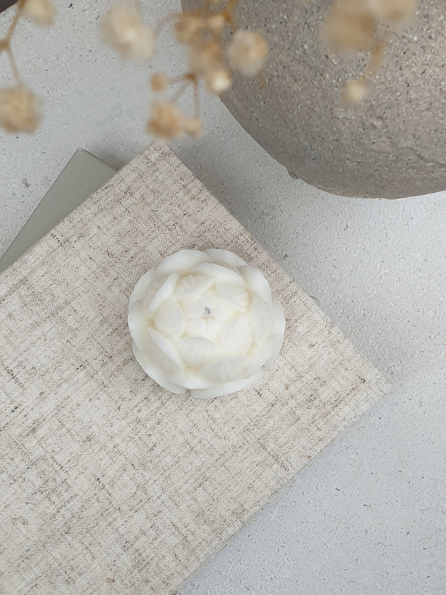Lotus Candle