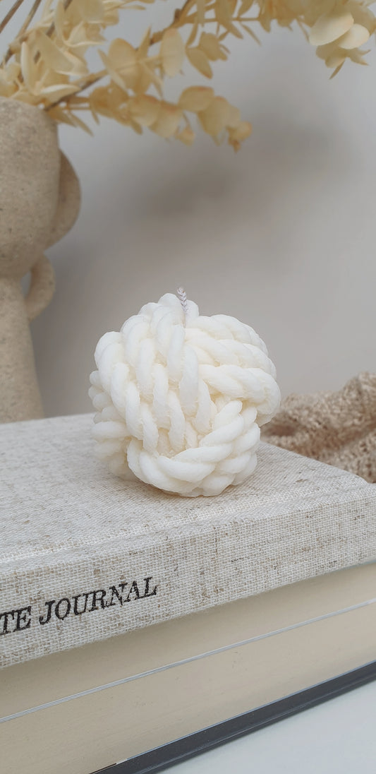 Forget Me Knot Candle